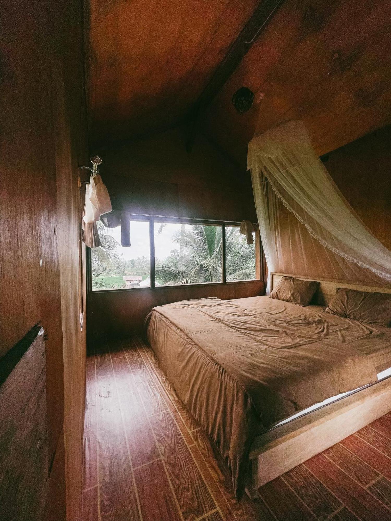 Coconut Homestay Tetebatu Exterior photo